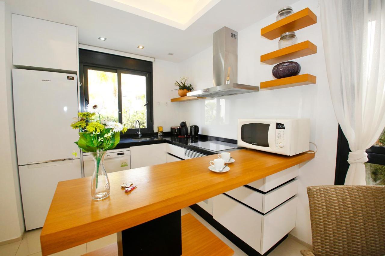 Fantastic Home With Ac, Pool And Bbq Rojales Ngoại thất bức ảnh