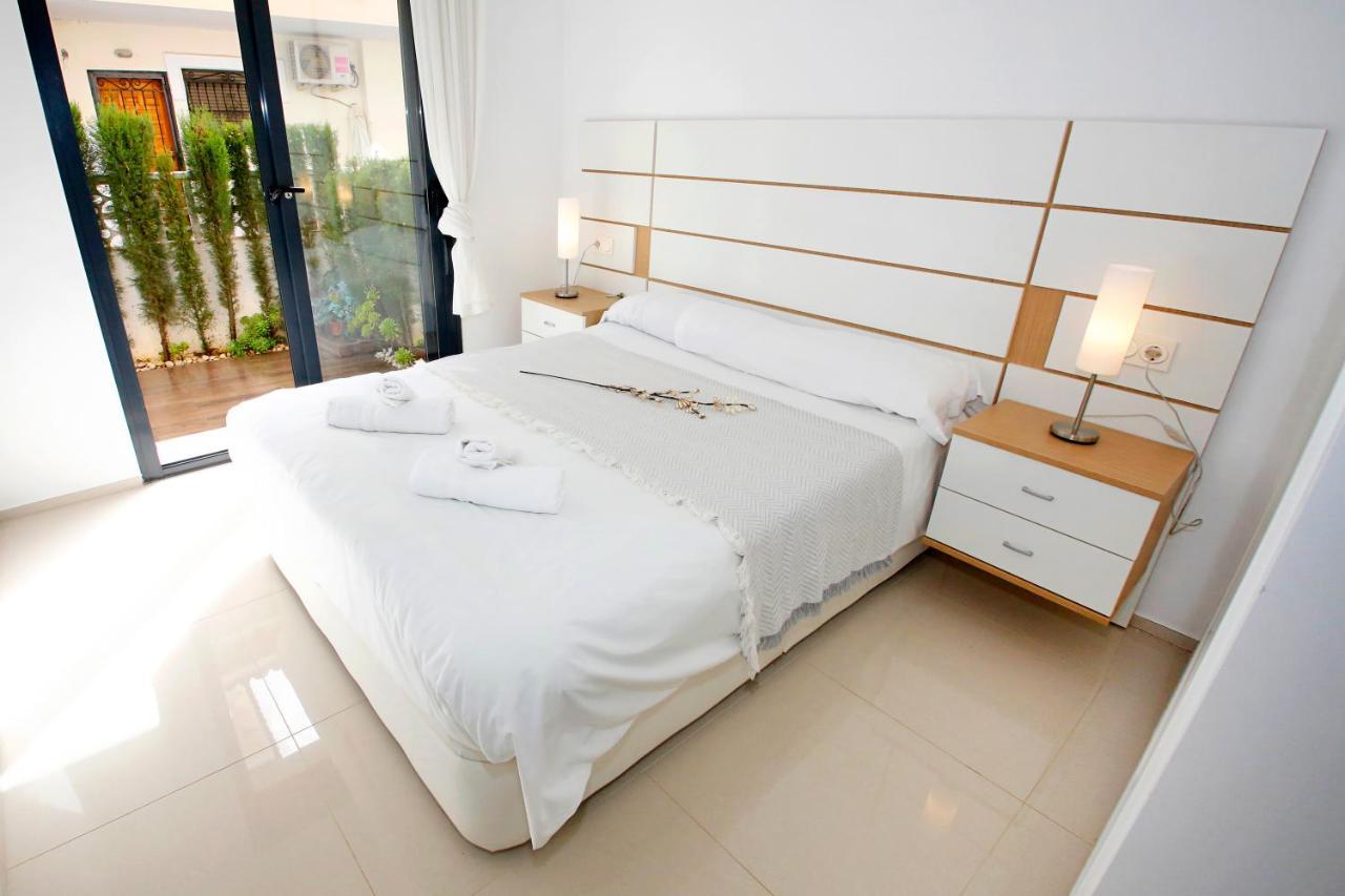 Fantastic Home With Ac, Pool And Bbq Rojales Ngoại thất bức ảnh
